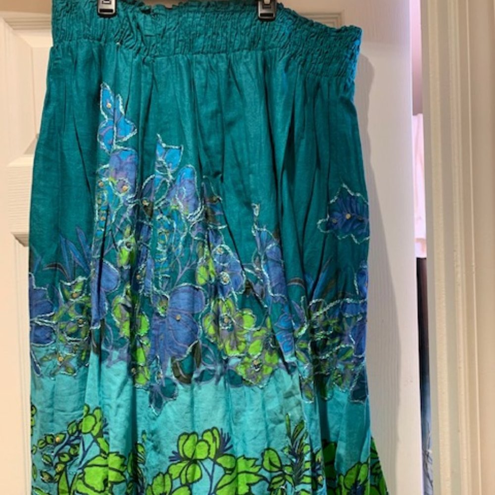 Gorgeous embellished sea-life skirt